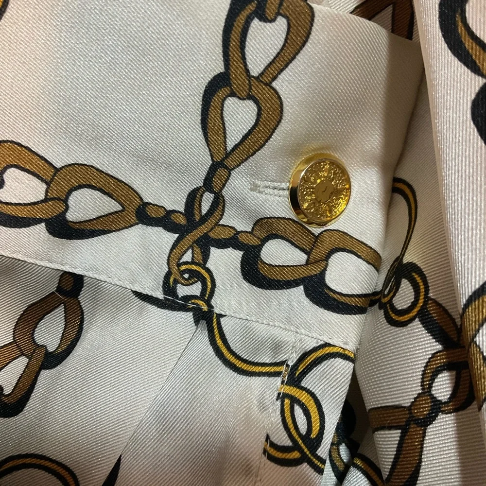 “ZARA” Tunic Style Chain Link Pattern Cream Coloured Long Sleeved Blouse. - Picture 8 of 13